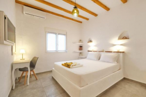 Eressian Lodgings, Skala Eressos Beach